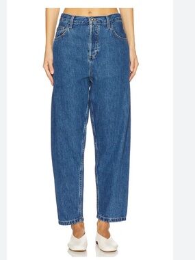 Favorite Daughter Nikki Barrel Jeans in Blue Denim NWT 26 Still Online!